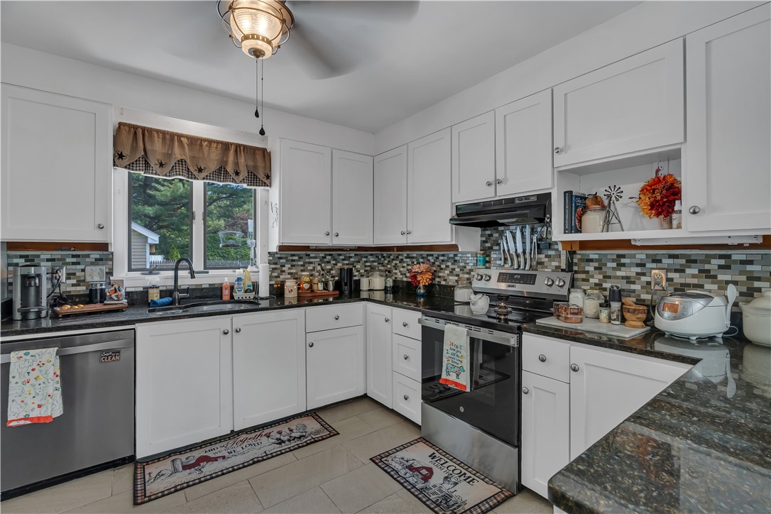 190 Sand Pond Road Warwick, RI 02888 - Photo 3 of 13