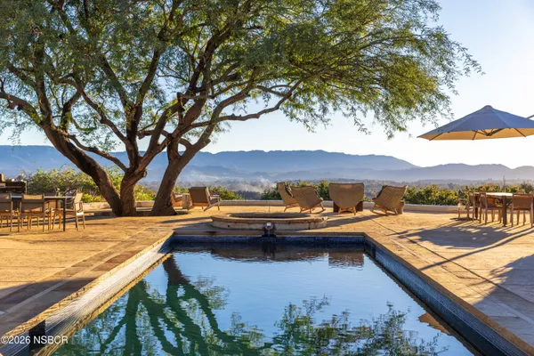 $6,950,000 | 2830 Calzada Avenue, Santa Ynez, CA 93460