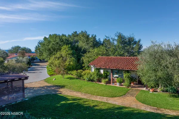 $6,950,000 | 2830 Calzada Avenue, Santa Ynez, CA 93460