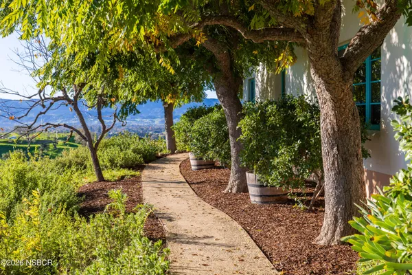 $6,950,000 | 2830 Calzada Avenue, Santa Ynez, CA 93460