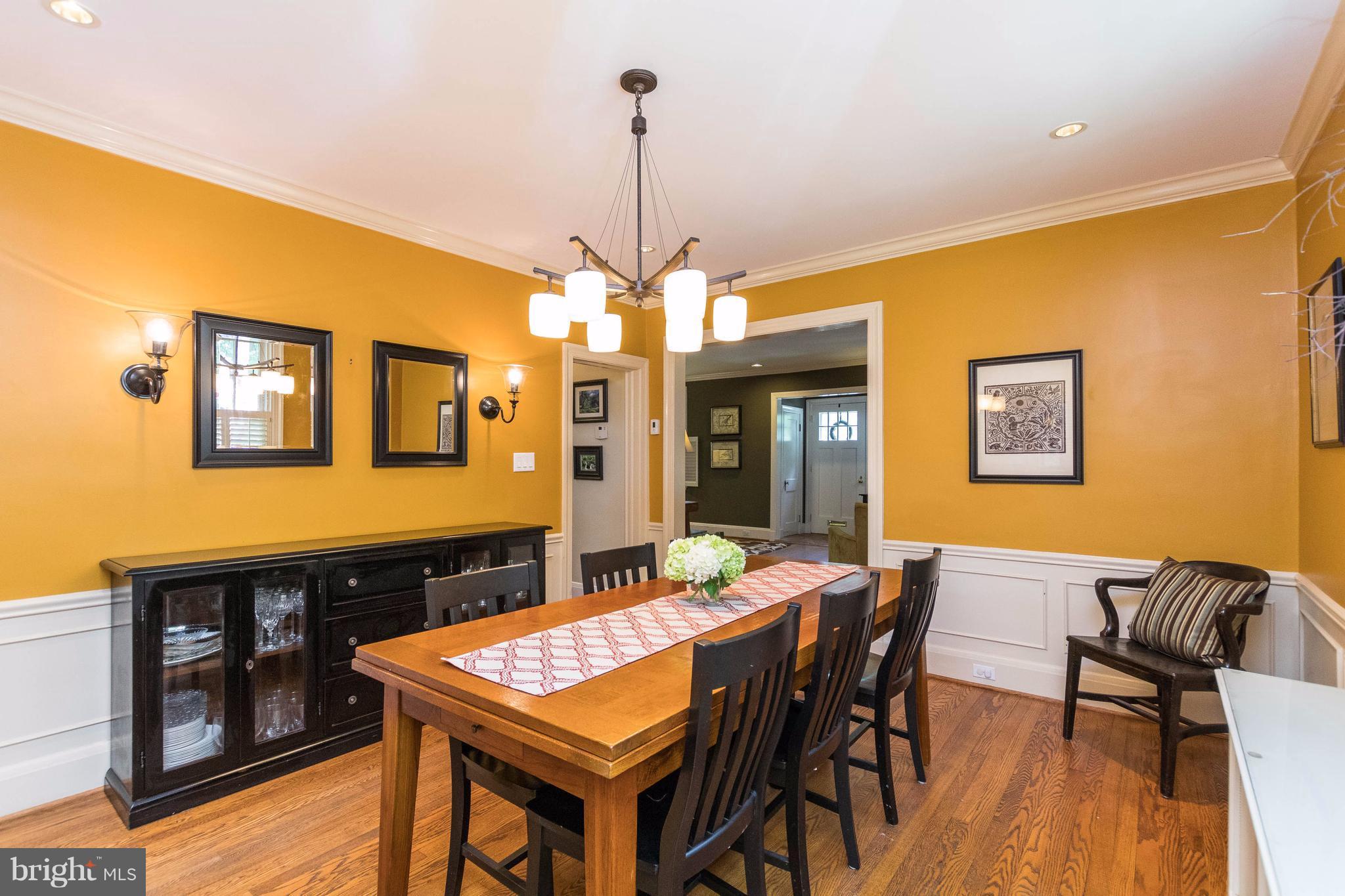 700 Dunkirk Road Baltimore, MD 21212 - Photo 6 of 30 Dining Room