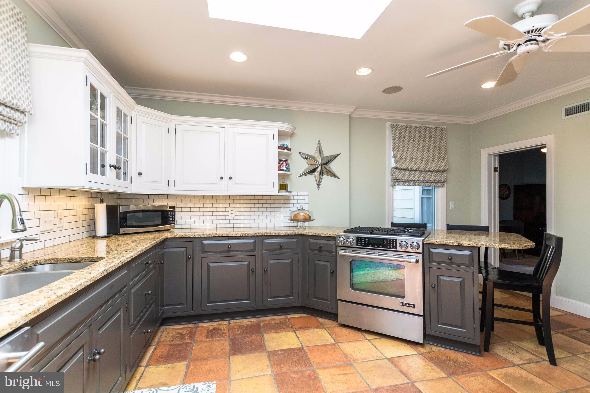 700 Dunkirk Road Baltimore, MD 21212 - Photo 9 of 30 Kitchen