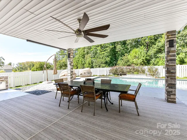 $800,000 | 9890 Travertine Trail, Davidson, NC 28036