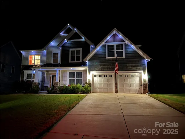 $800,000 | 9890 Travertine Trail, Davidson, NC 28036