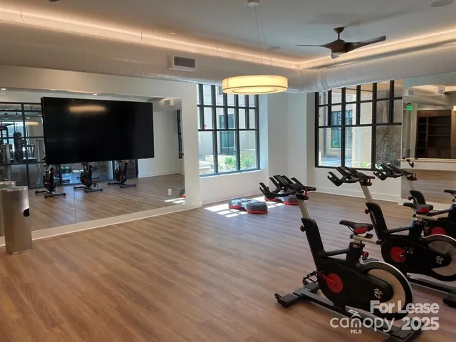 $1,900 | 4220 Colony Plaza Drive, Unit 11B, Charlotte, NC 28211