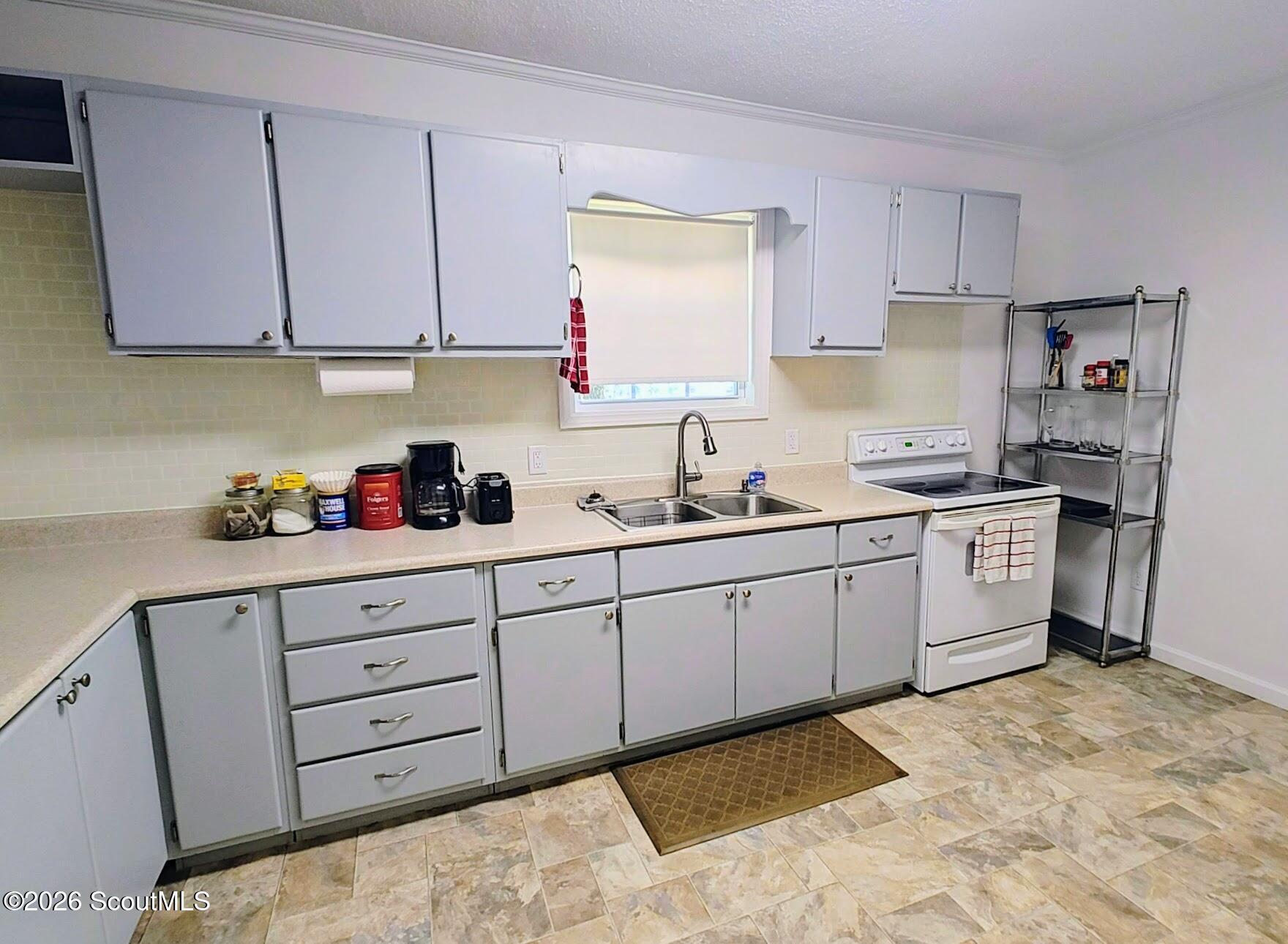 1608 Monck Street Brunswick, GA 31520 - Photo 8 of 23 IMG_20260516_110154060_HDR~3