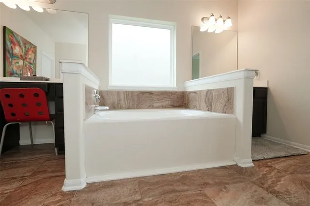 $2,500 | 3314 Tall Sycamore Trail, Katy, TX 77493