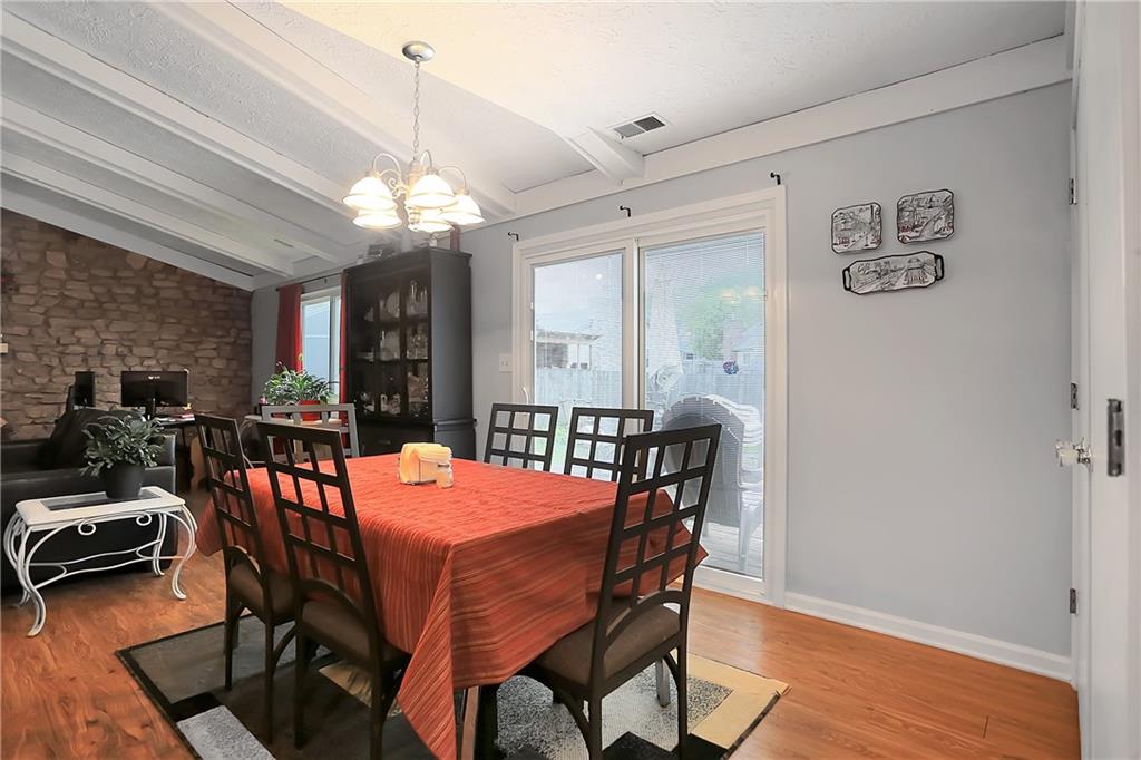 698 Boonesboro Road Greenwood, IN 46142 - Photo 10 of 28 Gallery Image 10