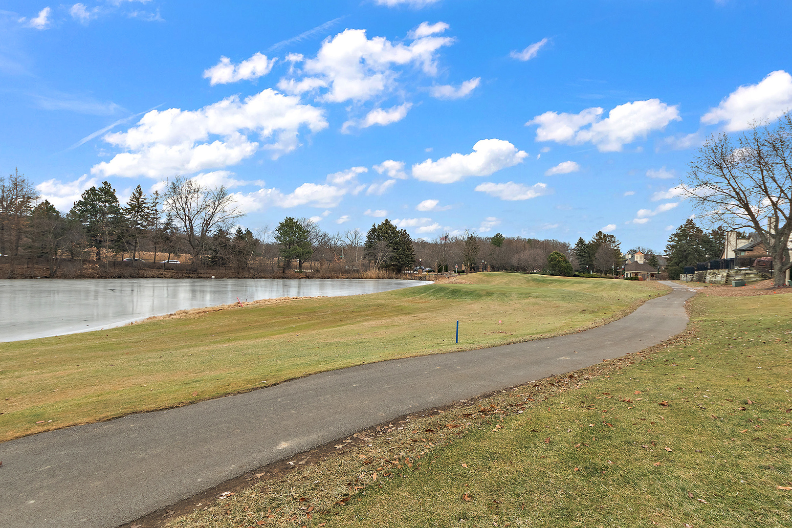 10534 Golf Road Orland Park, IL 60462 - Photo 30 of 54 a view of an ocean and beach