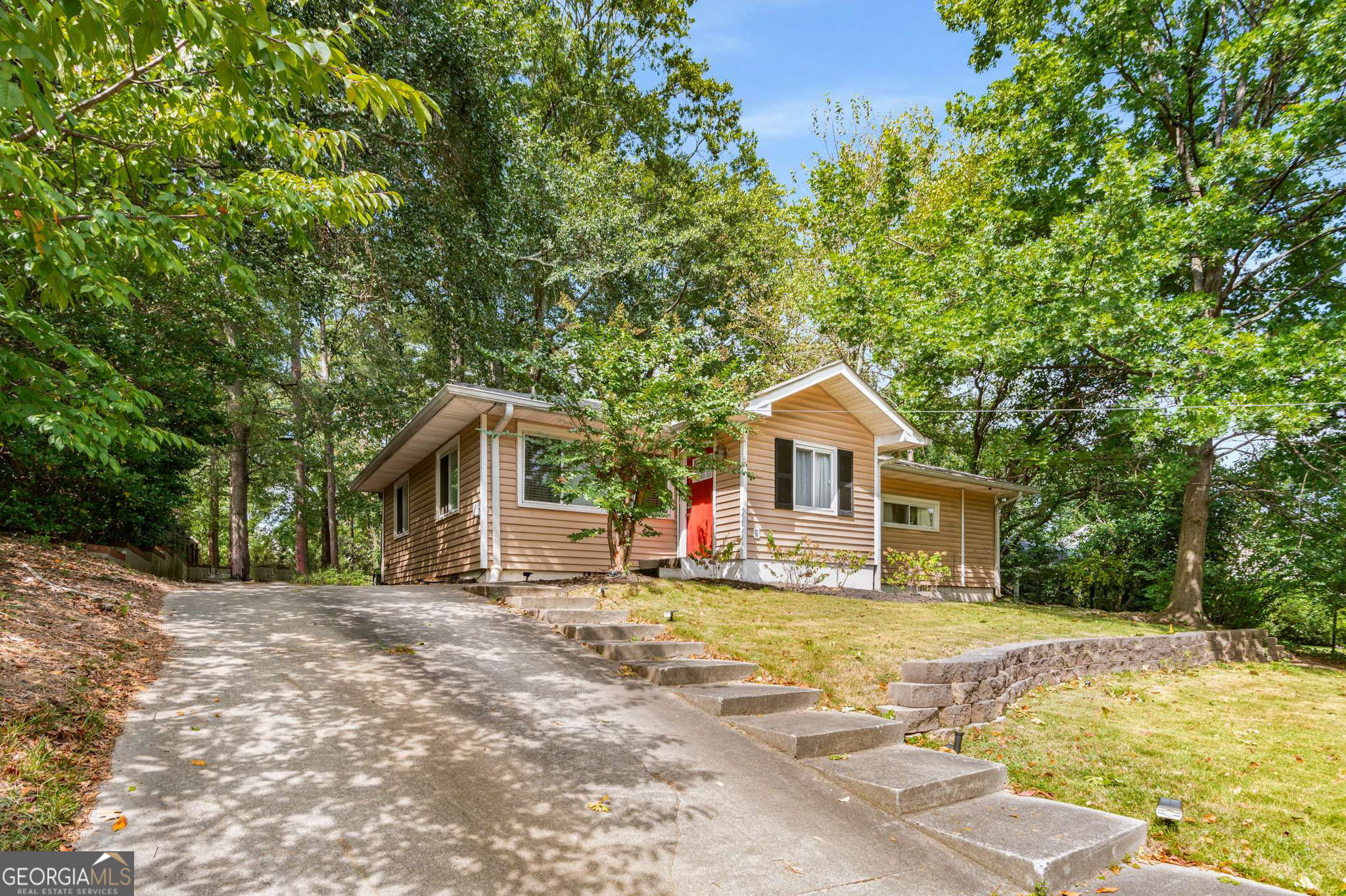 1686 Dresden Drive, Atlanta, GA 30319 Compass