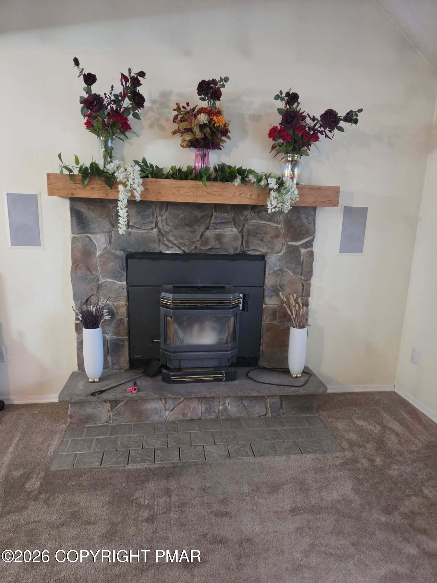 2114 Lakeview Road Bushkill, PA 18324 - Photo 9 of 18 9
