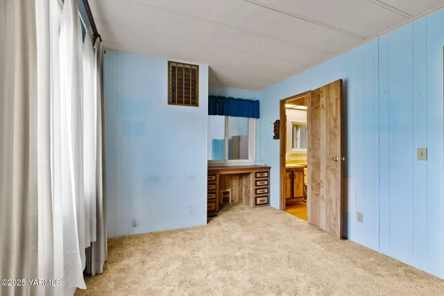 $229,000 | 3701 Gun Club Road, Unit 43, Yakima, WA 98901