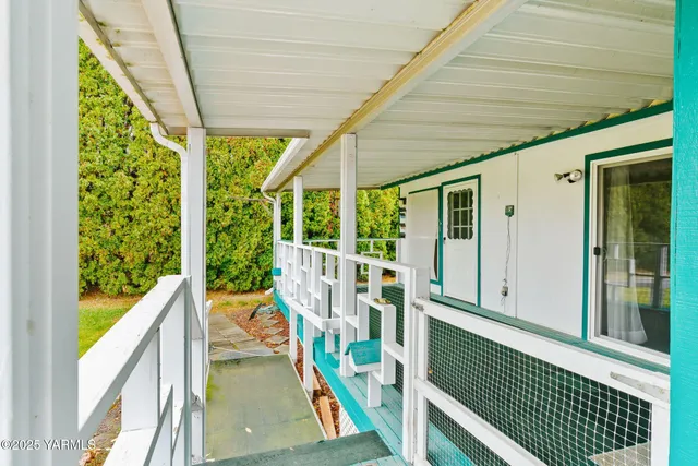 $229,000 | 3701 Gun Club Road, Unit 43, Yakima, WA 98901