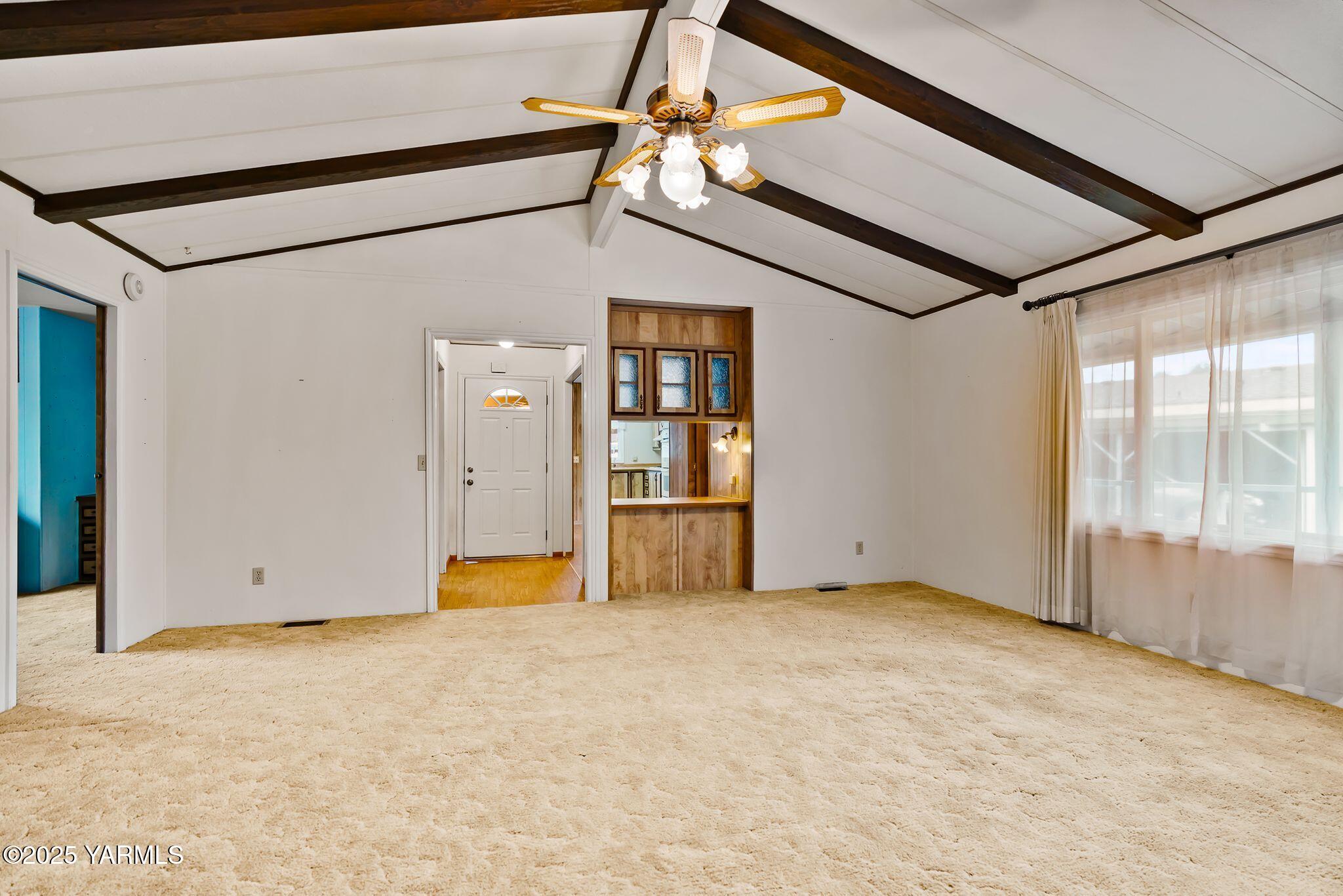 3701 Gun Club Road, Unit 43 Yakima, WA 98901 - Photo 10 of 29 a view of an empty room