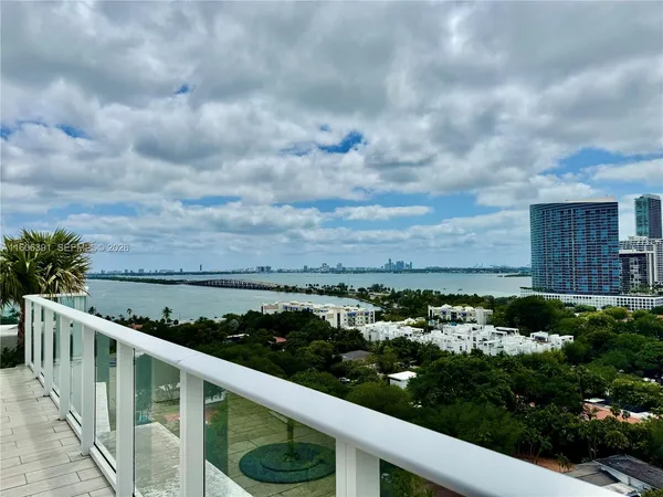 $275,000 | 4250 Biscayne Boulevard, Unit 806, Miami, FL 33137