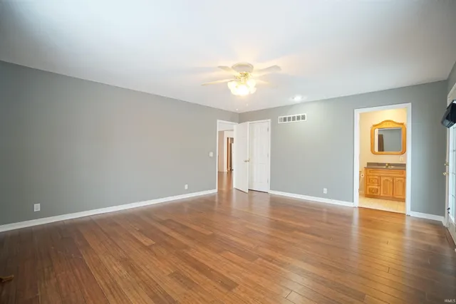 $549,000 | 3844 East 400 North, Warsaw, IN 46582