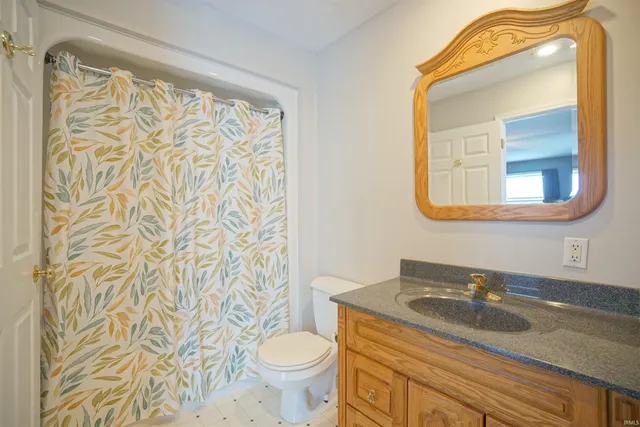 $549,000 | 3844 East 400 North, Warsaw, IN 46582