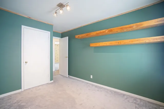 $549,000 | 3844 East 400 North, Warsaw, IN 46582