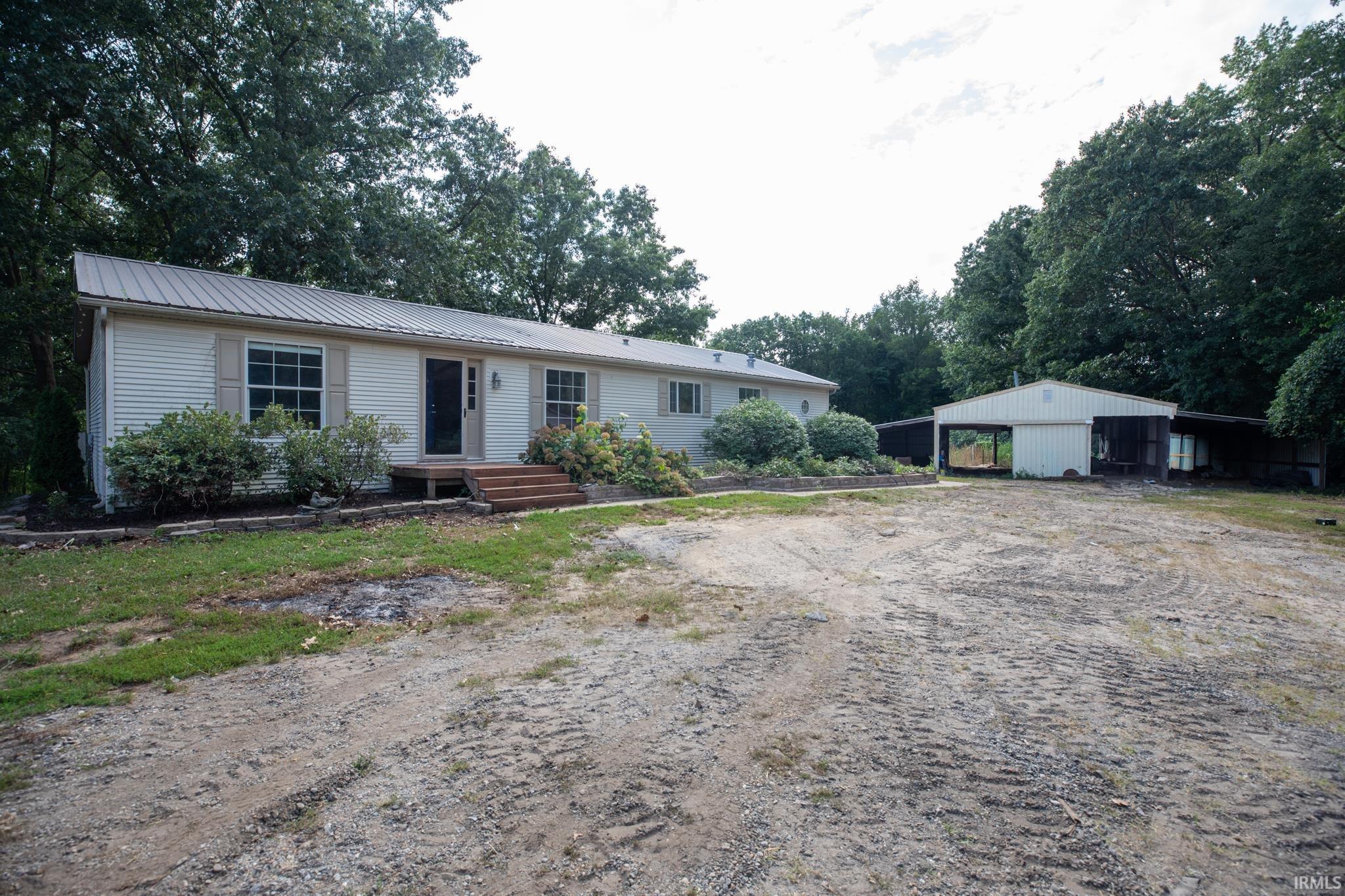13369 South Rose Road Plymouth, IN 46563 - Photo 2 of 33 Gallery Image 2