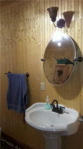 510 Armory Road Monteagle, TN 37356 - Photo 14 of 20 Pedestal sink in guest bath