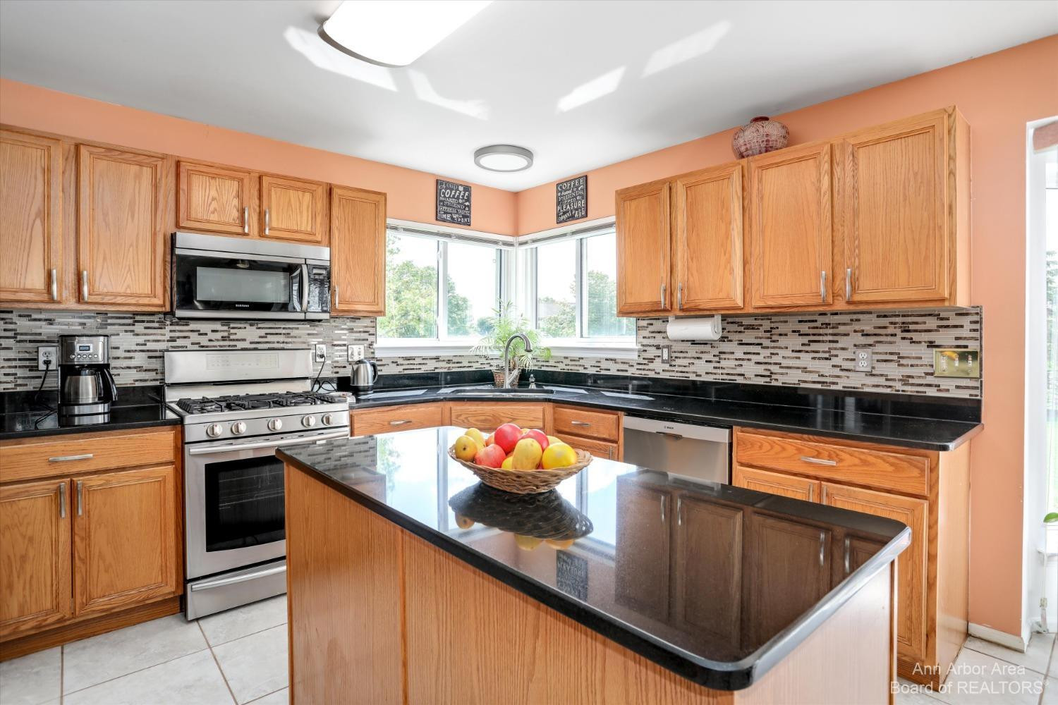 2349 Spring Ridge Court Ann Arbor, MI 48103 - Photo 11 of 45 Photo 11