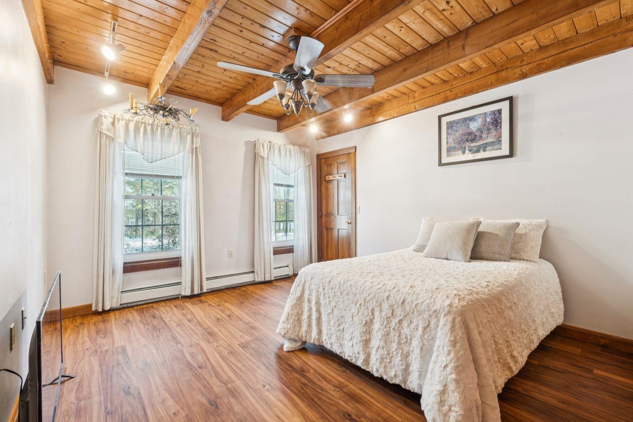 225 Pine River Path Effingham, NH 03882 - Photo 13 of 37