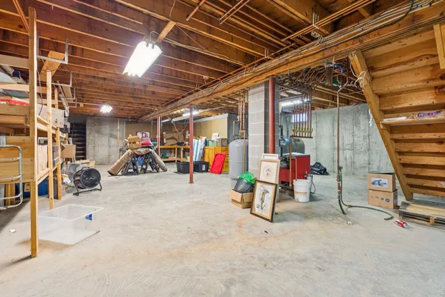 $549,900 | 225 Pine River Path, Effingham, NH 03882