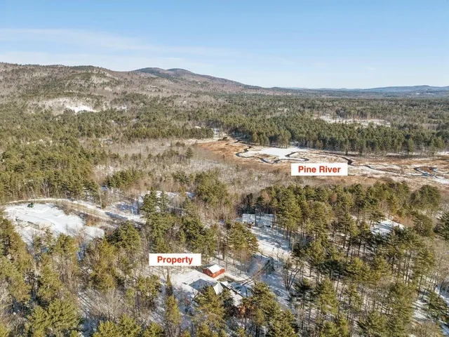 $549,900 | 225 Pine River Path, Effingham, NH 03882