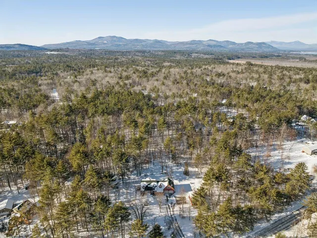 $549,900 | 225 Pine River Path, Effingham, NH 03882