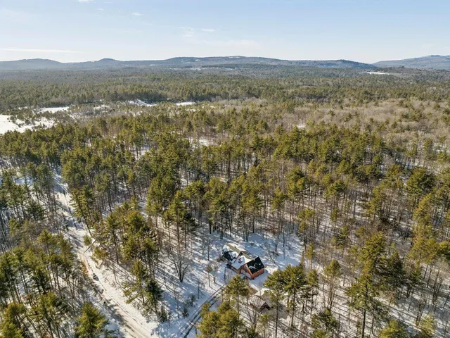 $549,900 | 225 Pine River Path, Effingham, NH 03882