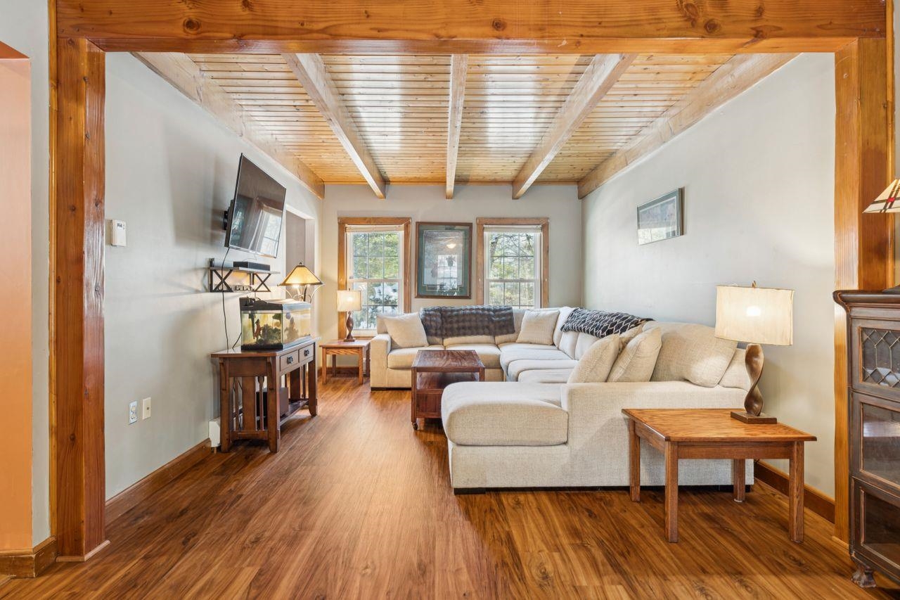 225 Pine River Path Effingham, NH 03882 - Photo 6 of 37