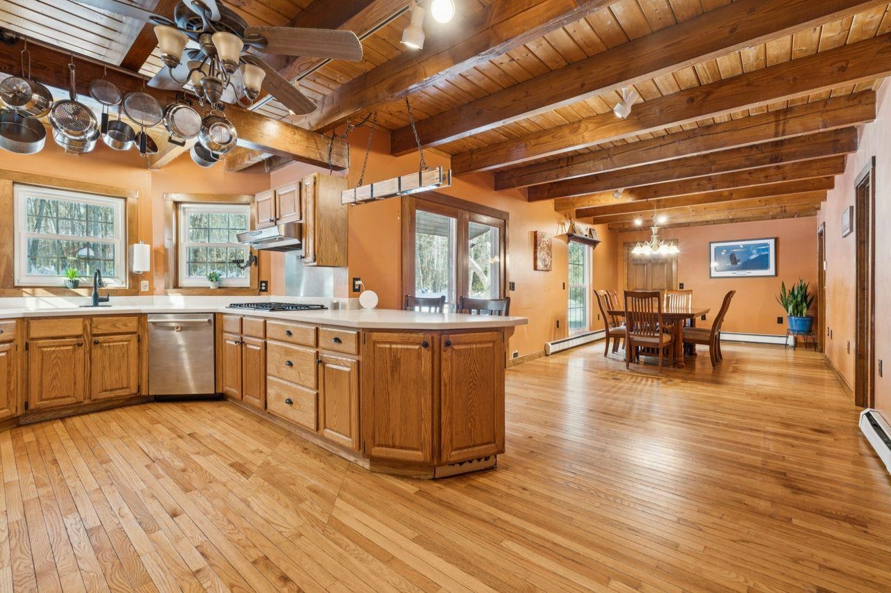 225 Pine River Path Effingham, NH 03882 - Photo 10 of 37