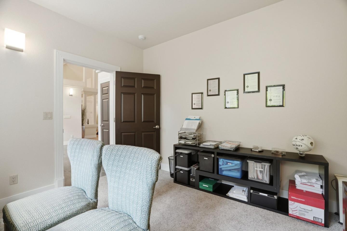 24106 Deer Path Road Saratoga, CA 95070 - Photo 32 of 68