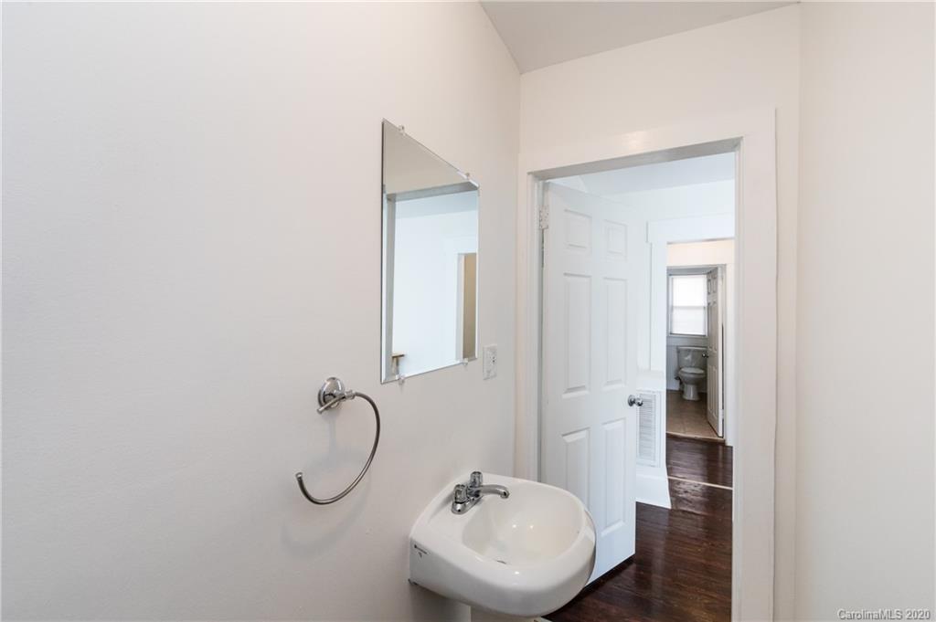 2816 Tuckaseegee Road Charlotte, NC 28208 - Photo 13 of 36 Gallery Image 13