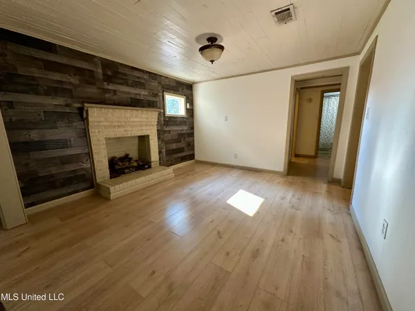 $156,000 | 1633 Northeast New Sight Drive, Brookhaven, MS 39601