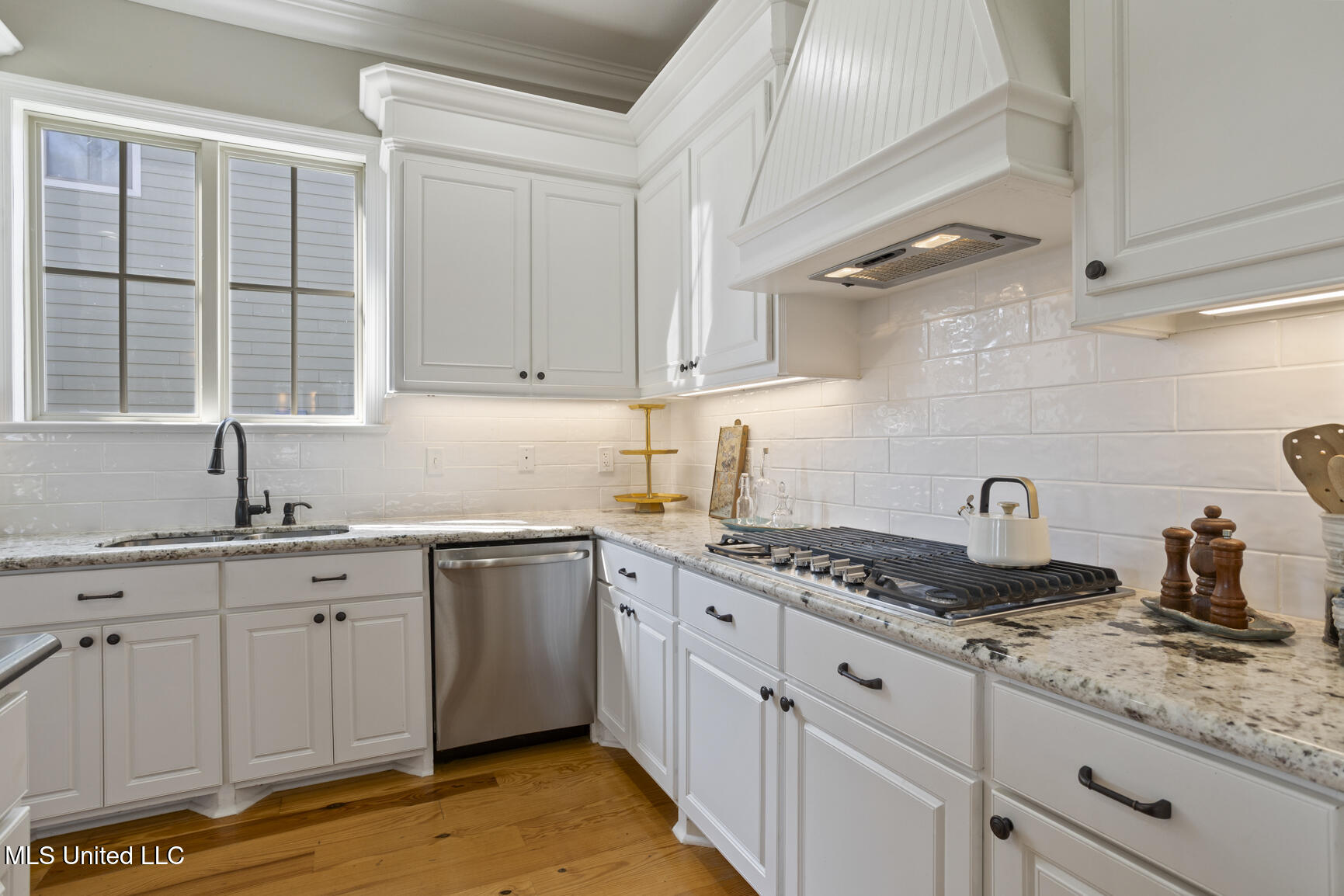 707 Arbor Brandon, MS 39047 - Photo 12 of 49 707 Arbor run-13