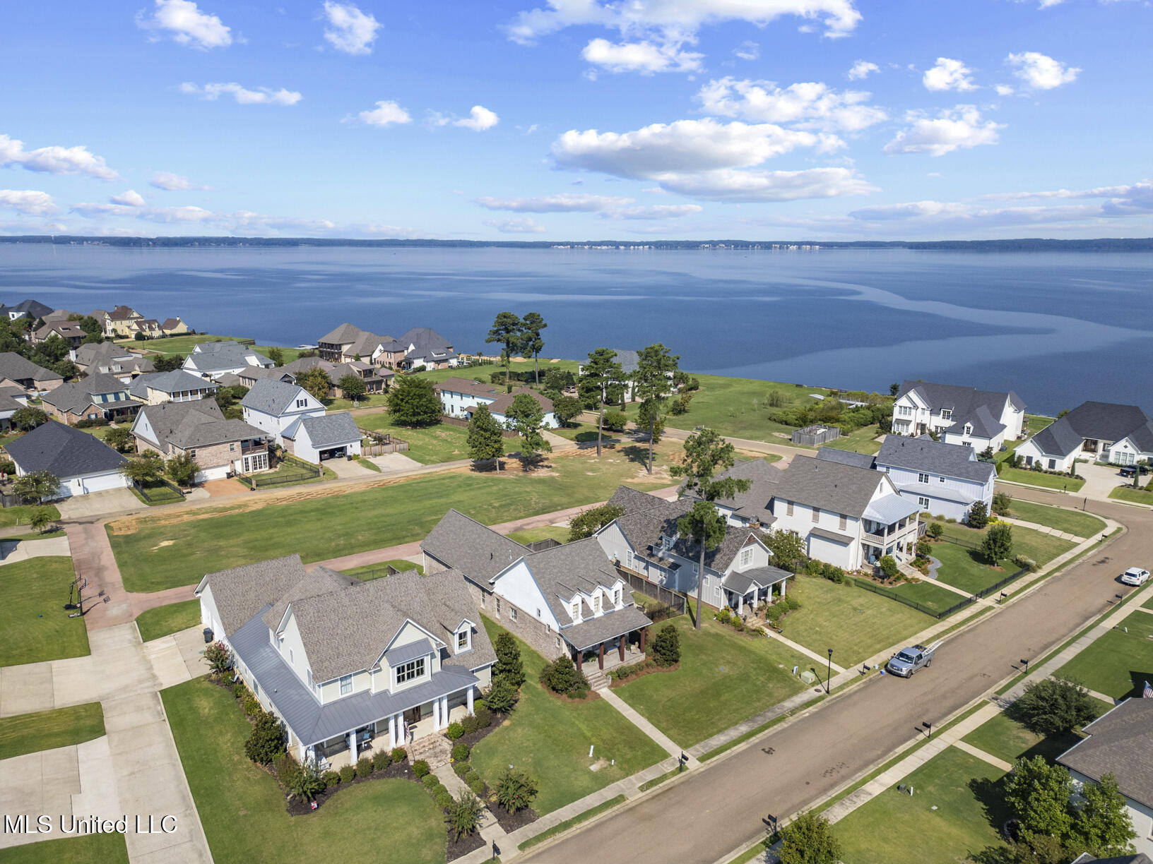 707 Arbor Brandon, MS 39047 - Photo 38 of 49 707 Arbor run Drone-4