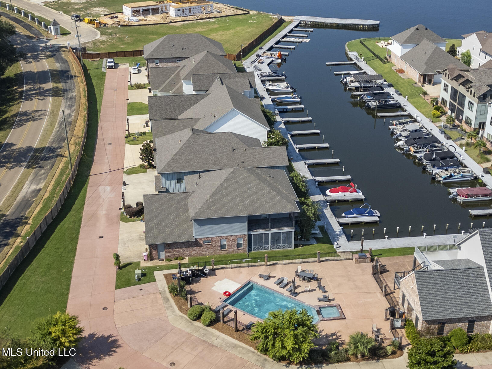 707 Arbor Brandon, MS 39047 - Photo 42 of 49 707 Arbor run Drone-8