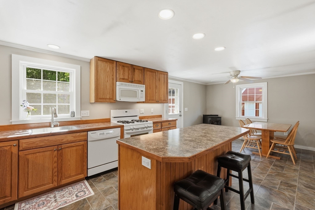 43 Long Plain Road Leverett, MA 01054 - Photo 12 of 40
