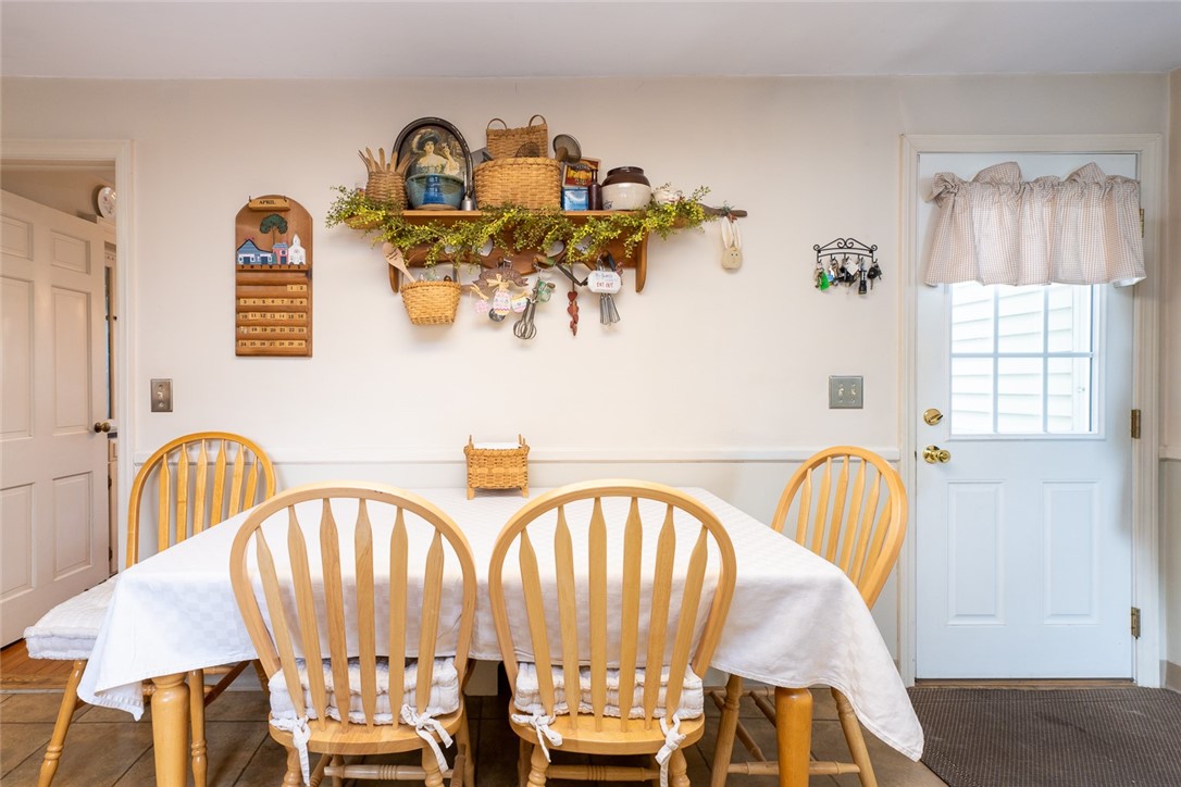 18 Cormier Road Lincoln, RI 02865 - Photo 8 of 24 Gallery Image 8