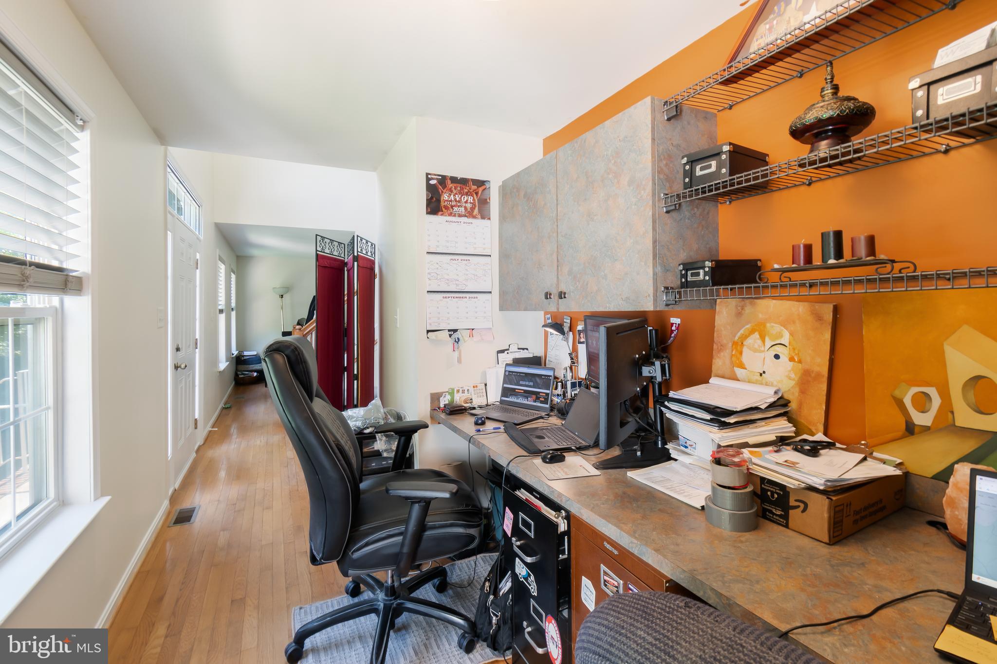 3040 Jones Road Dunkirk, MD 20754 - Photo 20 of 67 a workspace with furniture and a window