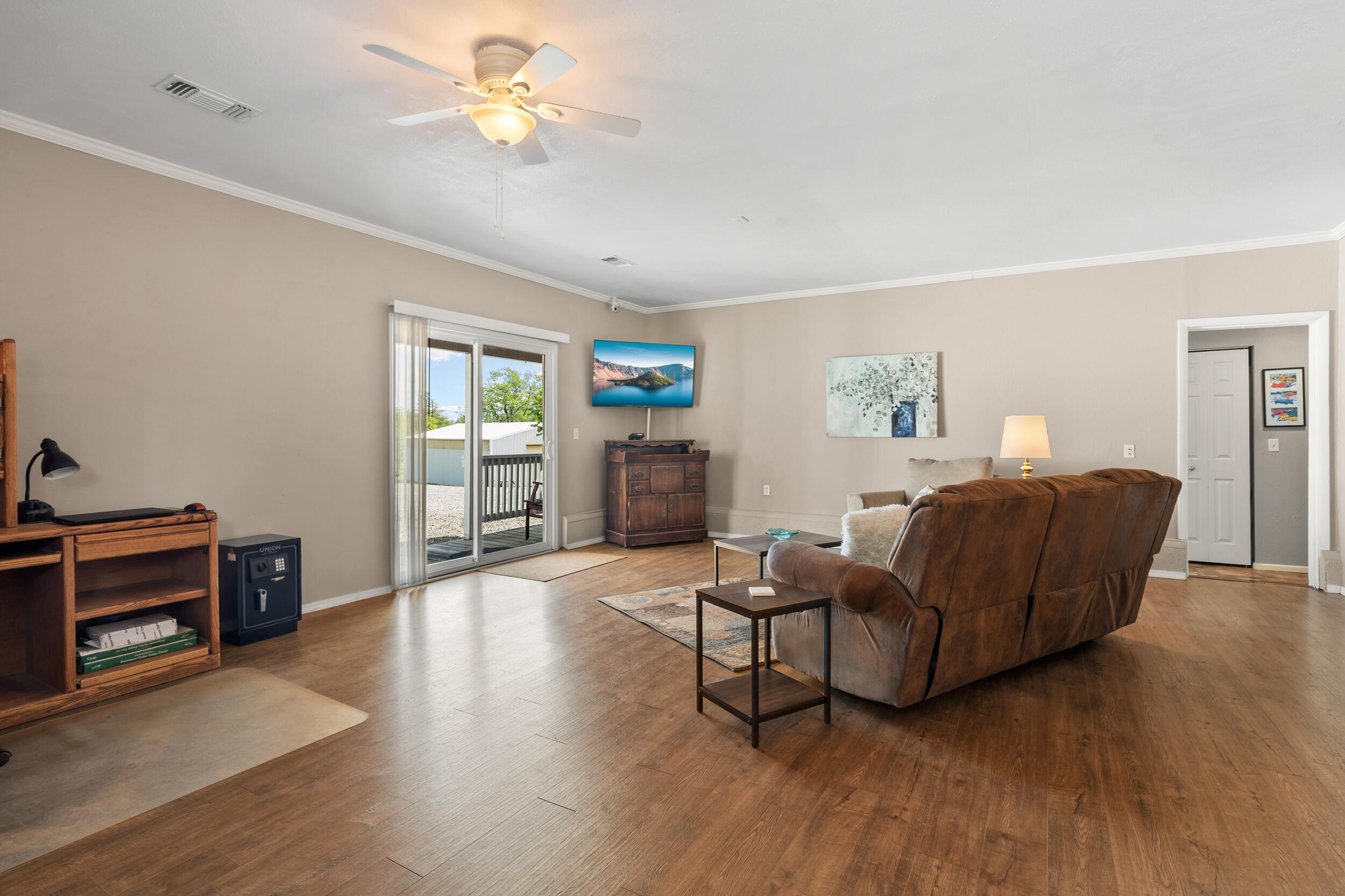 14845 Meadows Road White City, OR 97503 - Photo 11 of 43 23_14845 meadows road - 22