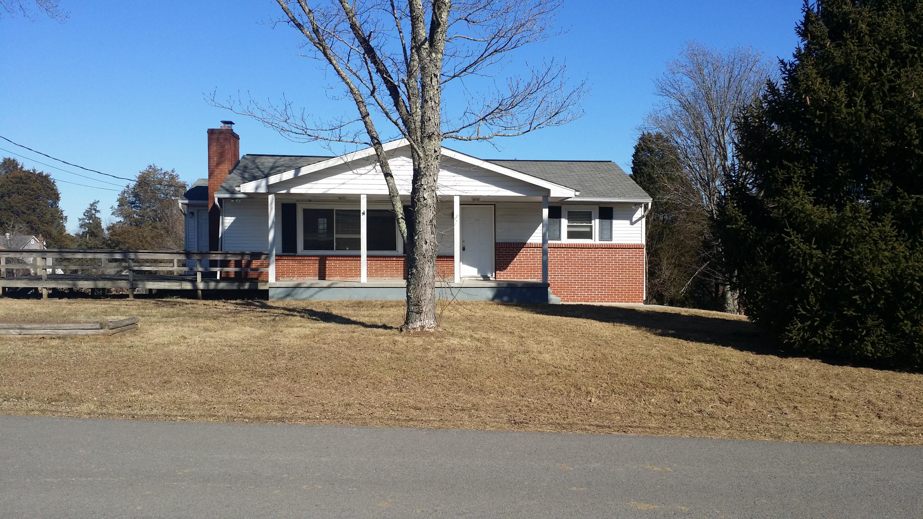 7208-7210 Adams Road Powell, TN 37849 - Photo 1 of 7 20150121_135600.jpg