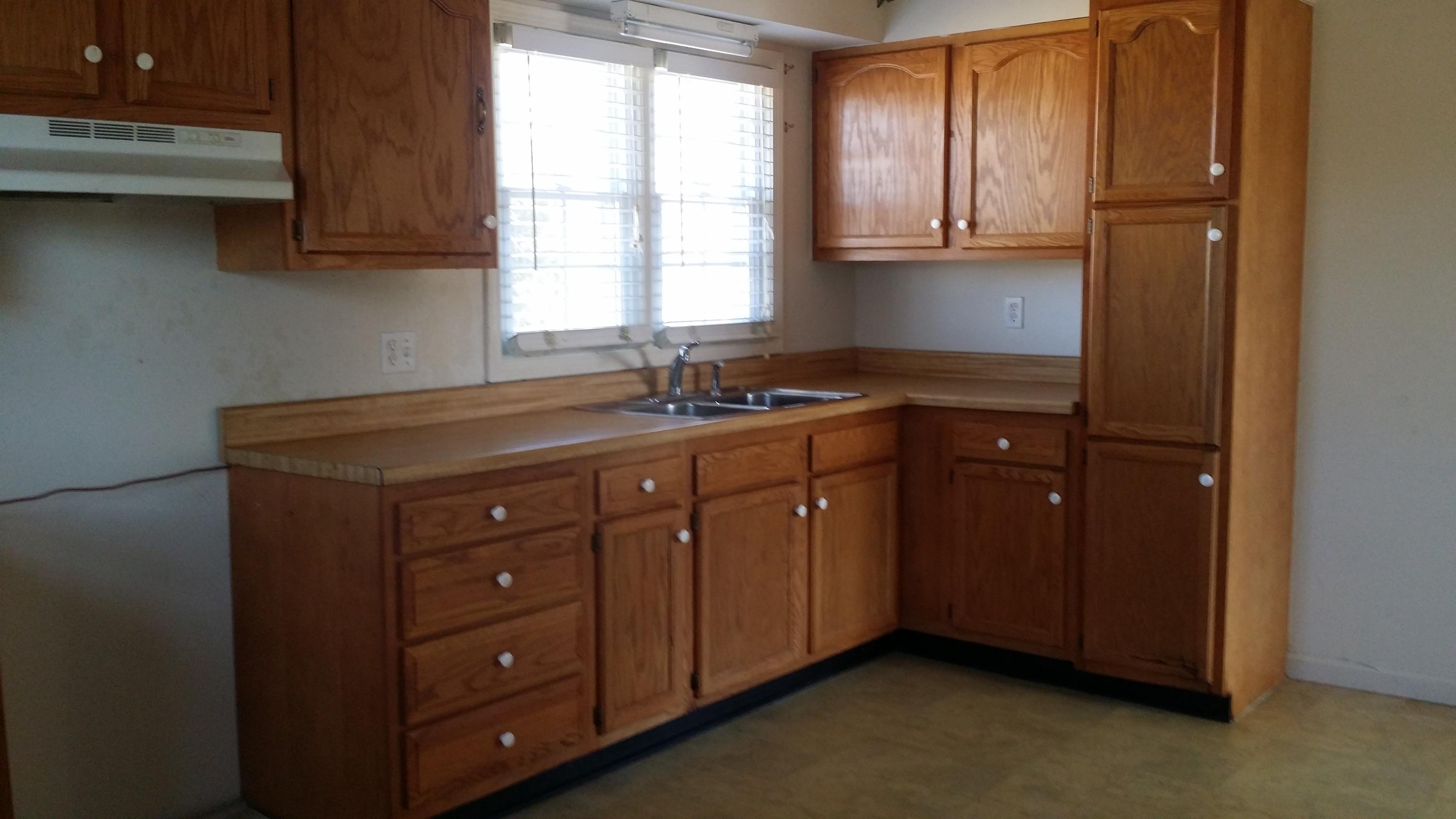 7208-7210 Adams Road Powell, TN 37849 - Photo 3 of 7 20150121_142809.jpg