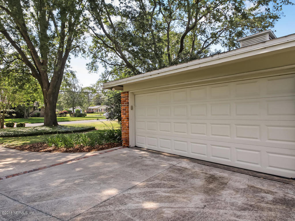 4904 Prince Edward Road Jacksonville, FL 32210 - Photo 39 of 57 4904 Prince Edward Rd-MLS_Size-039-8-Gar