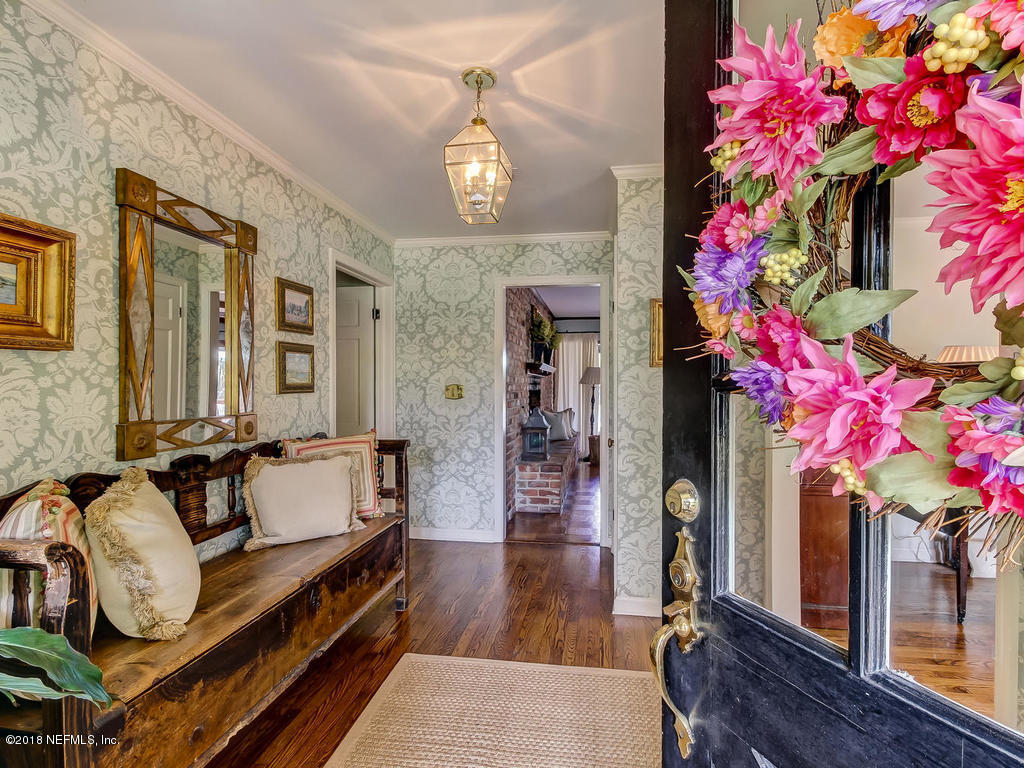 4904 Prince Edward Rd-MLS_Size-007-2-Foy