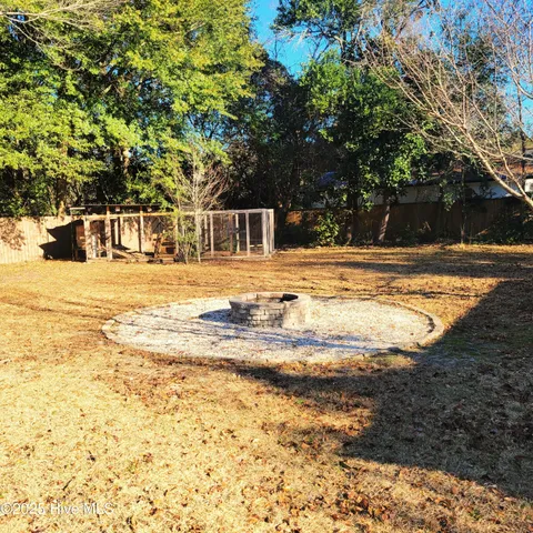 $2,000 | 1604 Crest Drive, Aberdeen, NC 28315