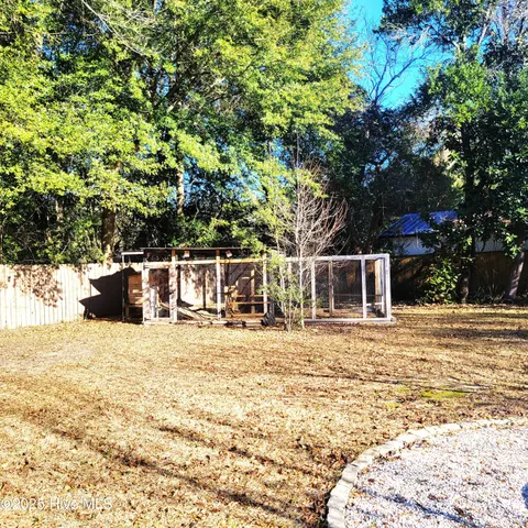 $2,000 | 1604 Crest Drive, Aberdeen, NC 28315