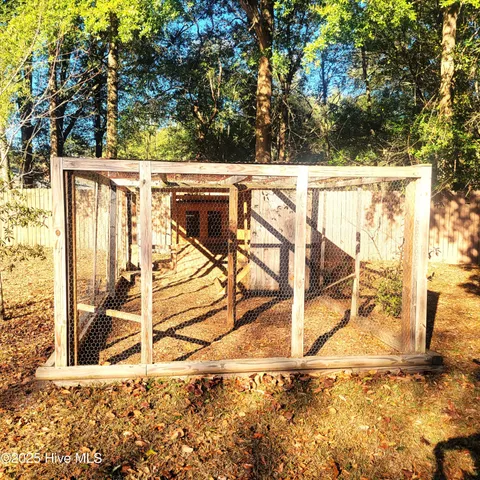 $2,000 | 1604 Crest Drive, Aberdeen, NC 28315