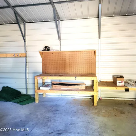 $2,000 | 1604 Crest Drive, Aberdeen, NC 28315